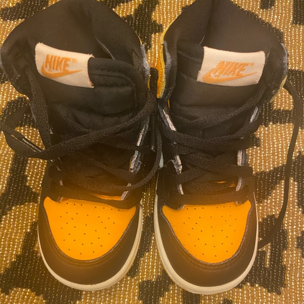 Jordan’s size 8c 2 pairs 30 a each toddler boys